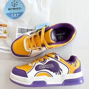 New SKYWHEEL Kids Light Up Sneaker Shoes SIZE 1 Yellow and Purple